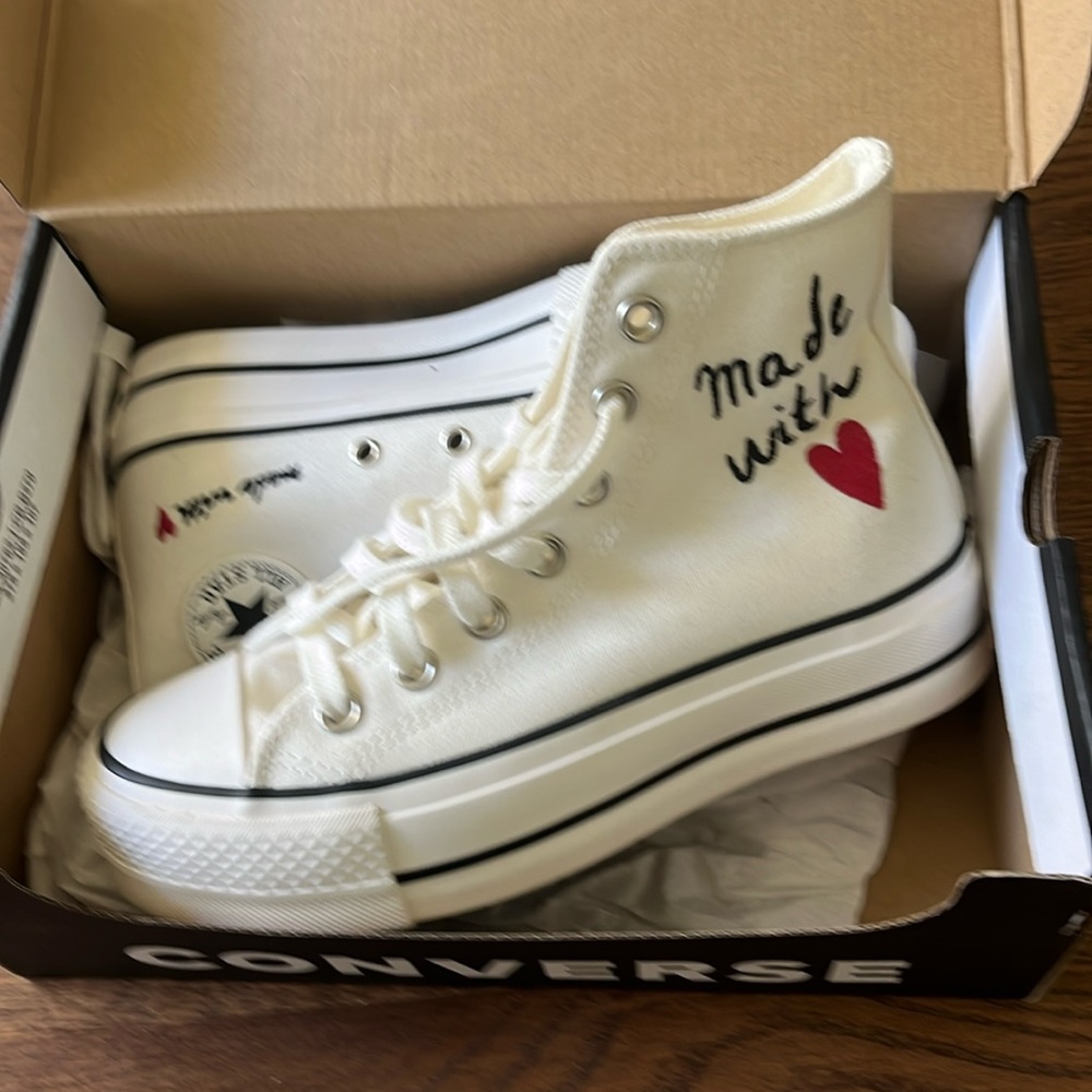 Converse Chuck Taylor All Star Lift Hi “Made With Love”.